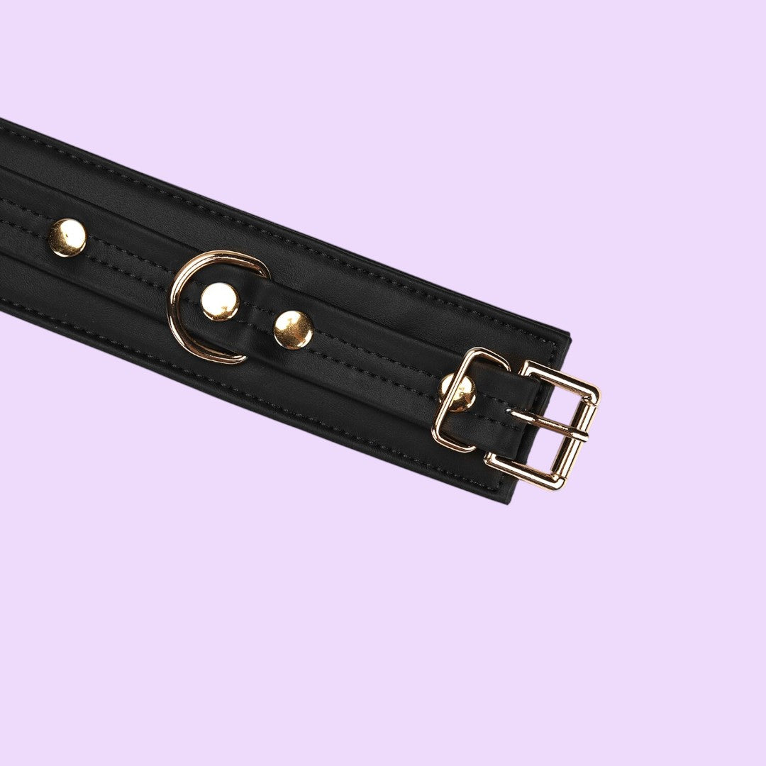 Liebe Seele Organosilicon Wrist Cuffs with Chain — Black