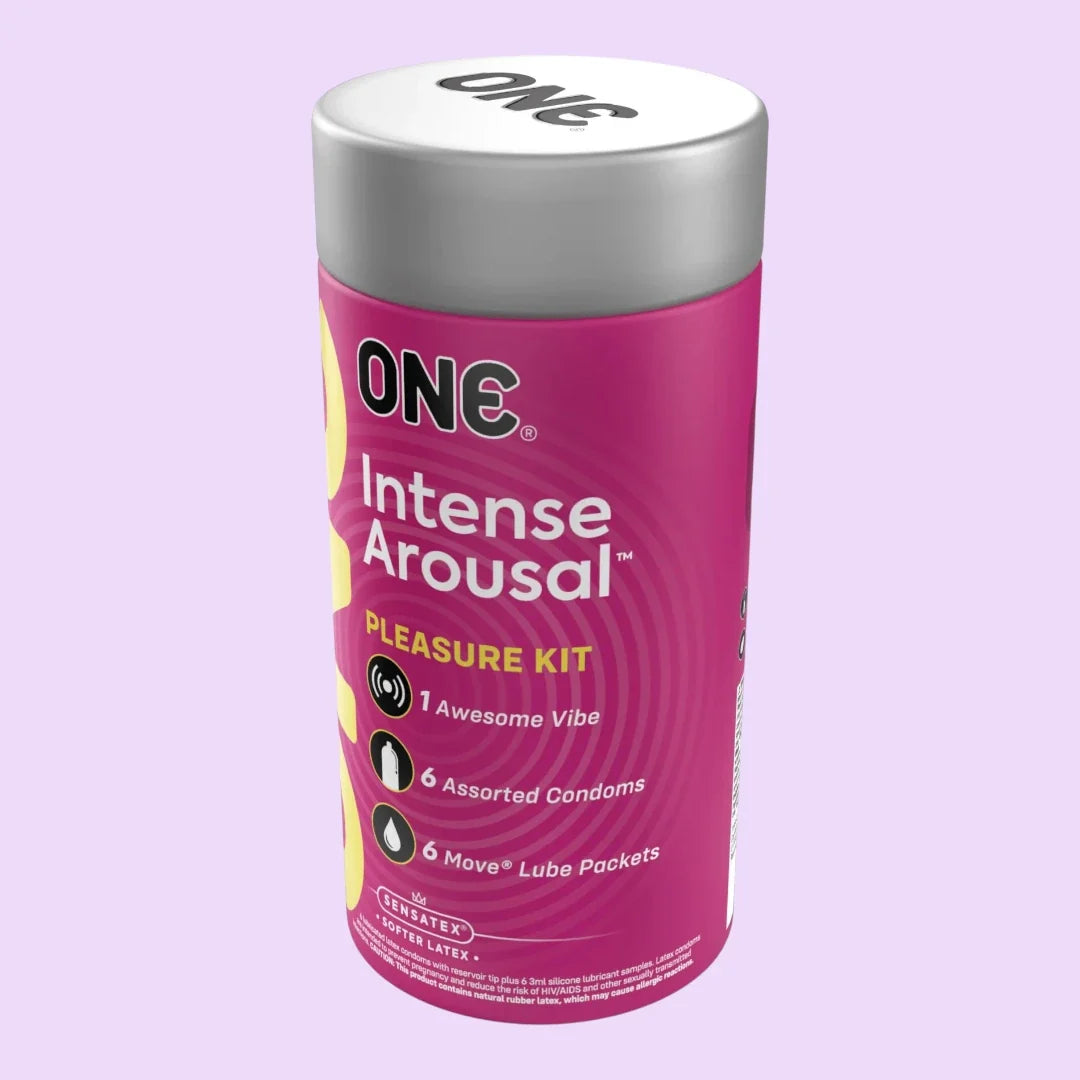 ONE Intense Arousal Gift Set — 6 Condoms, 6 Lube Sachets & Vibrating Ring